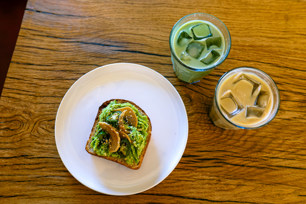 Coffee and breakfast at Union Coffee Club in Oroville California