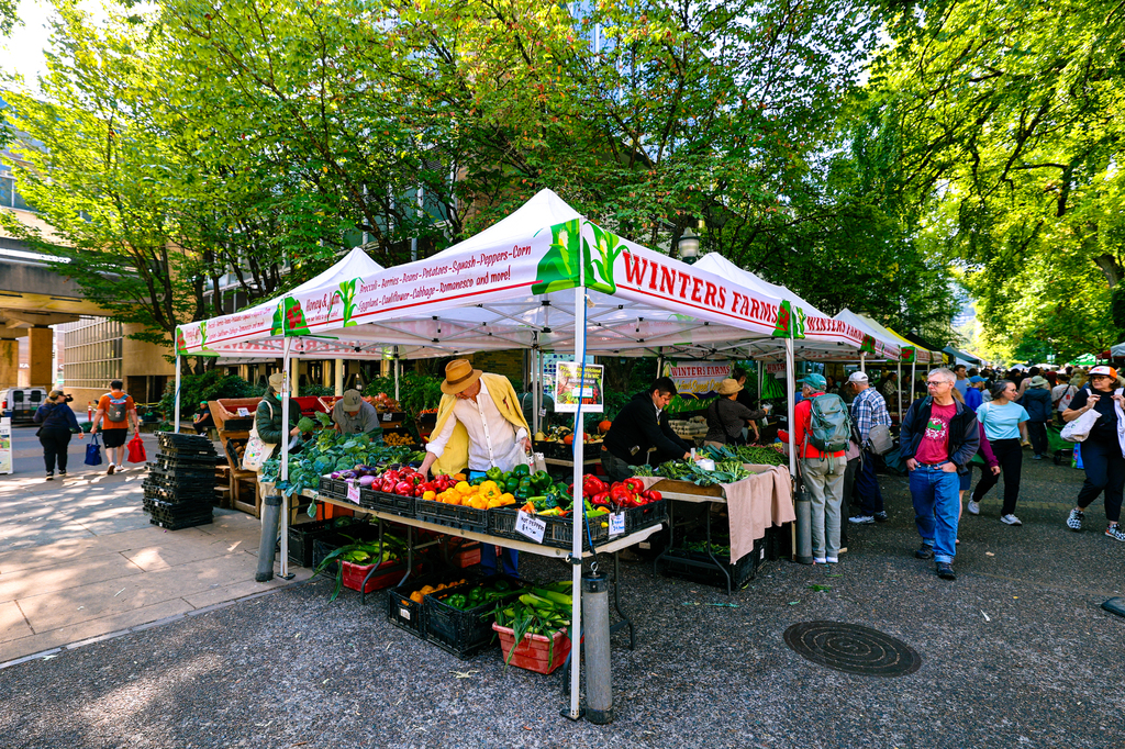 Portland Oregon walking tour PSU farmers market vendor