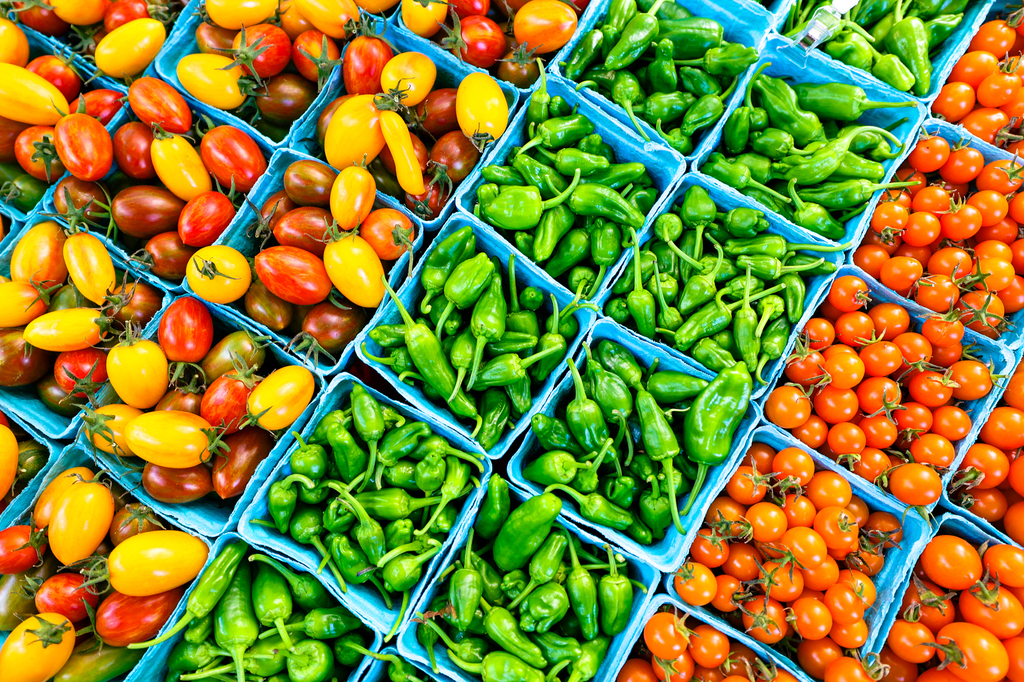 Portland Oregon walking tour PSU farmers market vendor