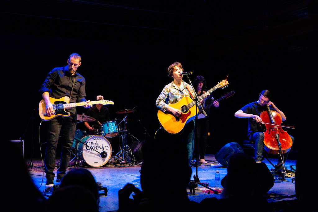 Gesa Power house featuring Amelia Day and the Cloves on stage