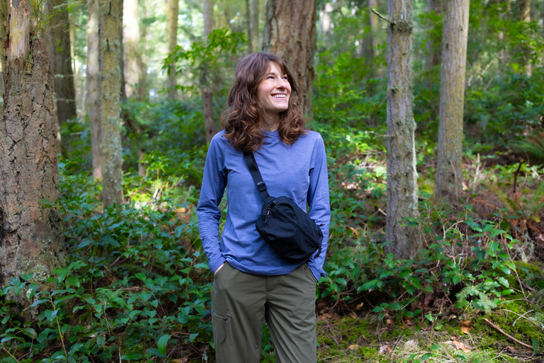 What to wear for spring hikes: spring hiking outfits for women