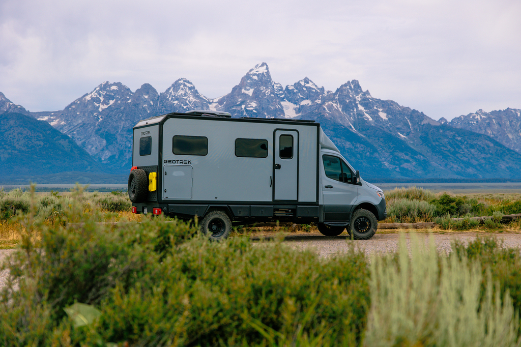 Geotrek Verus off-grid four season RV. Geotrek Verus review. 4 season RV review. Off-grid RV review.
