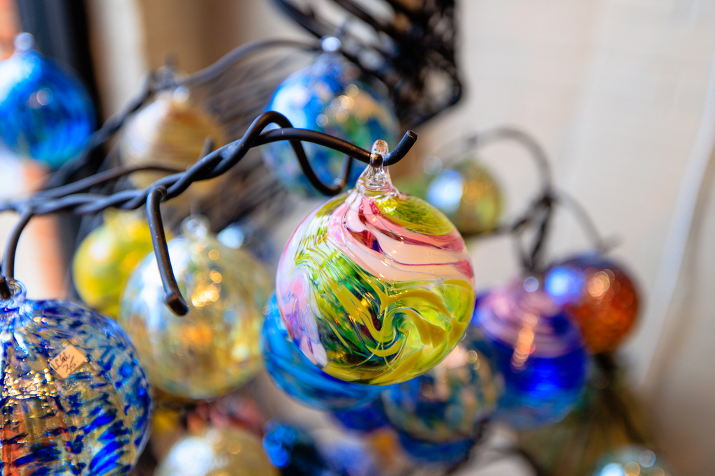 Glassmakers of the Oregon coast