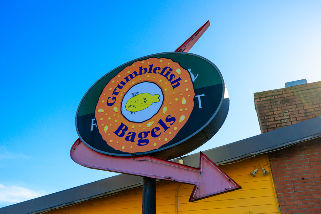 Bagels at grumblefish in Lincoln city